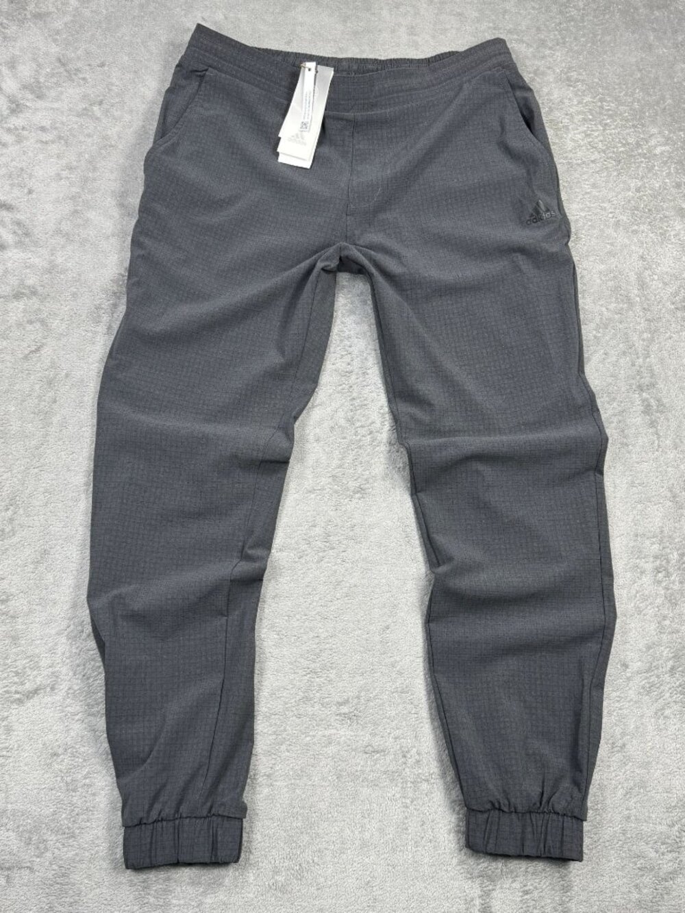 NWT Adidas Weekend Golf Pants Mens M Aero Rdy Performance Stretch Joggers Preppy
